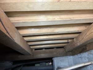 床下の根太