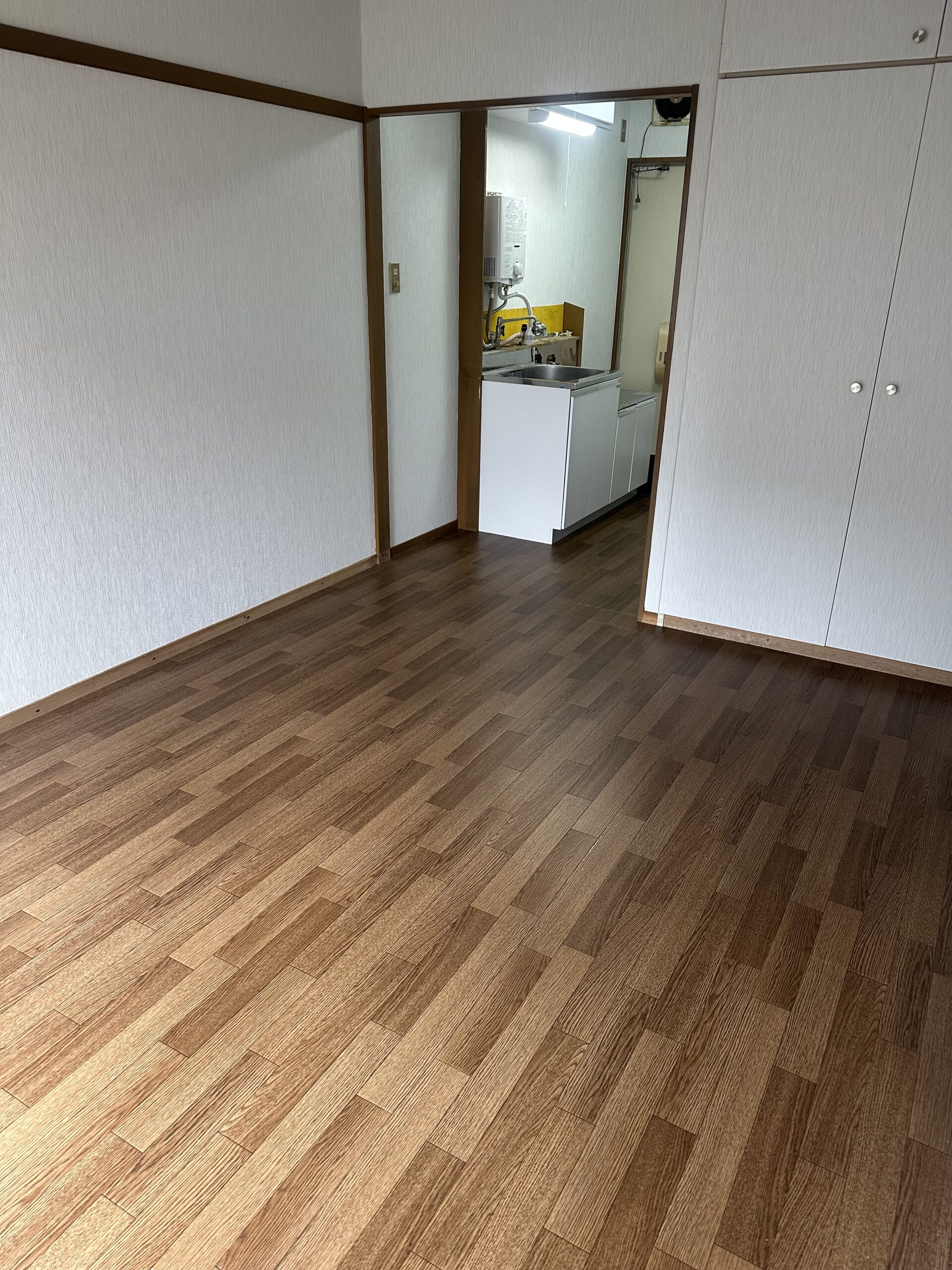 CFと壁紙、綺麗に仕上がりました。