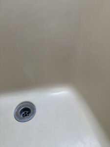 浴槽ひび割れ補修完了後の仕上がり